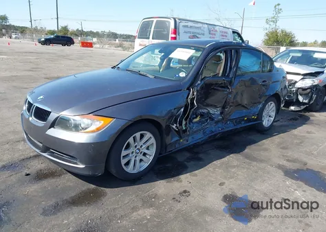 2006 BMW 325I z USA, uszkodzony, nr VIN WBAVB13506PS65043
